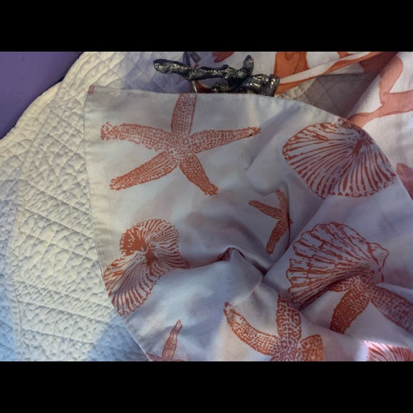 conch shell napkin holders & reversible coral/shell … - Picture 2 of 3